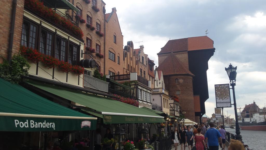 H&T Old Town Szeroka 77 Daire Gdansk Dış mekan fotoğraf